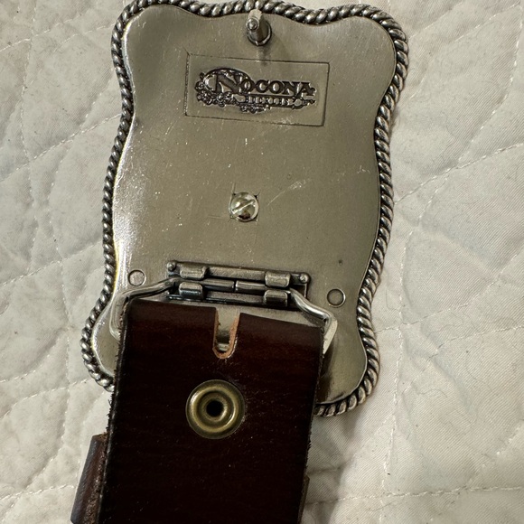 Belt and removable buckle- (large)brown slight distressed leather - Picture 3 of 6